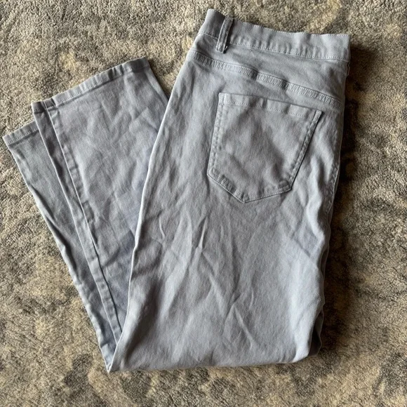 Gloria Vanderbilt Amanda Classic High Rise Tapered Jean Size 18W Dreamy Blue - Picture 6 of 8